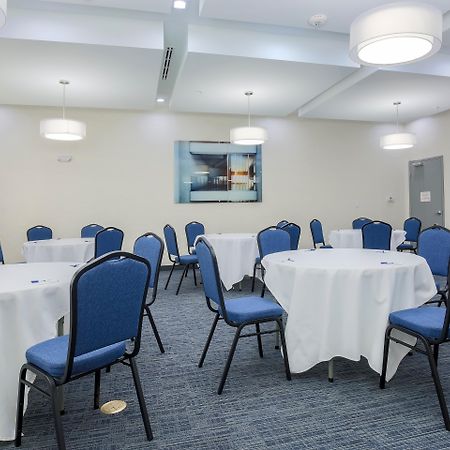 Holiday Inn Express & Suites Houston - Hobby Airport Area By Ihg מראה חיצוני תמונה