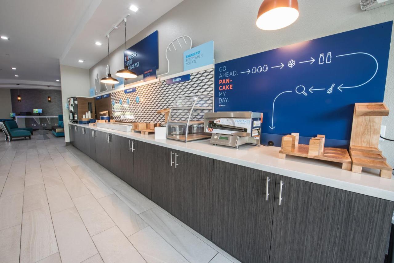 Holiday Inn Express & Suites Houston - Hobby Airport Area By Ihg מראה חיצוני תמונה